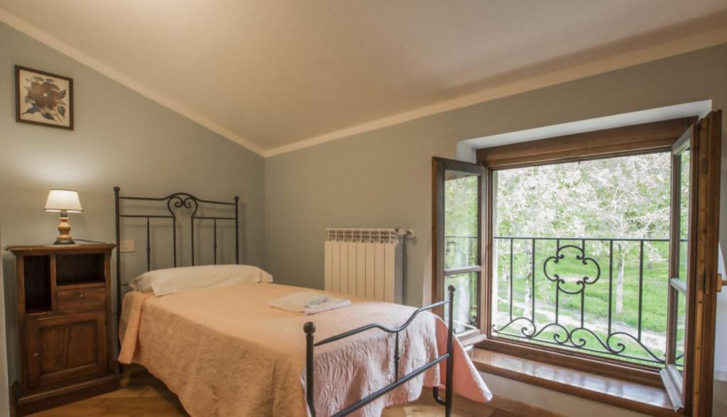 Agriturismo Podere La Casaccia ป็อปปี ภายนอก รูปภาพ