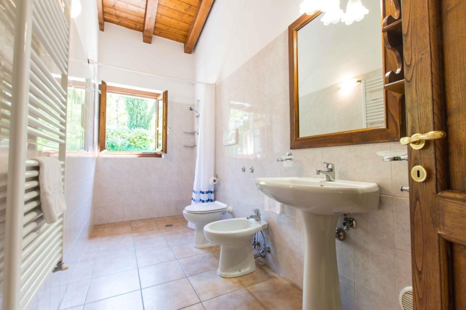 Agriturismo Podere La Casaccia ป็อปปี ภายนอก รูปภาพ